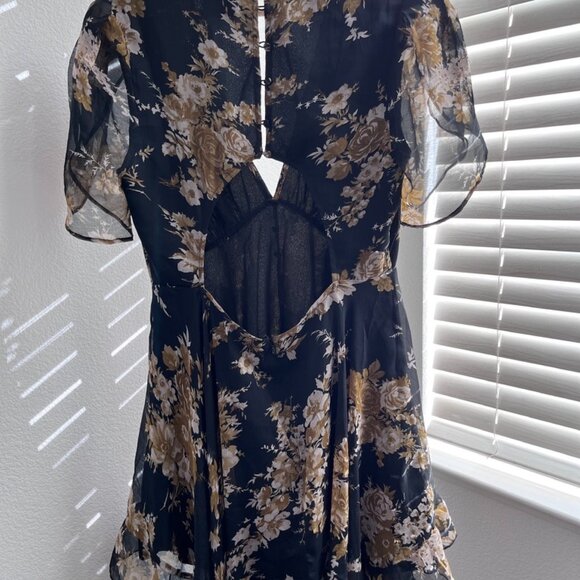 ASOS DESIGN Black Floral Chiffon Ruffle Mini Dress – Size 6 - Picture 3 of 6